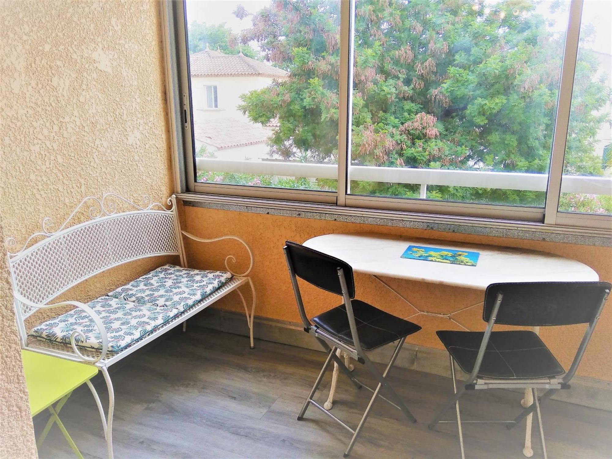 Appartement Port Frejus Avec Loggia Et Acces Plages A Pieds ภายนอก รูปภาพ