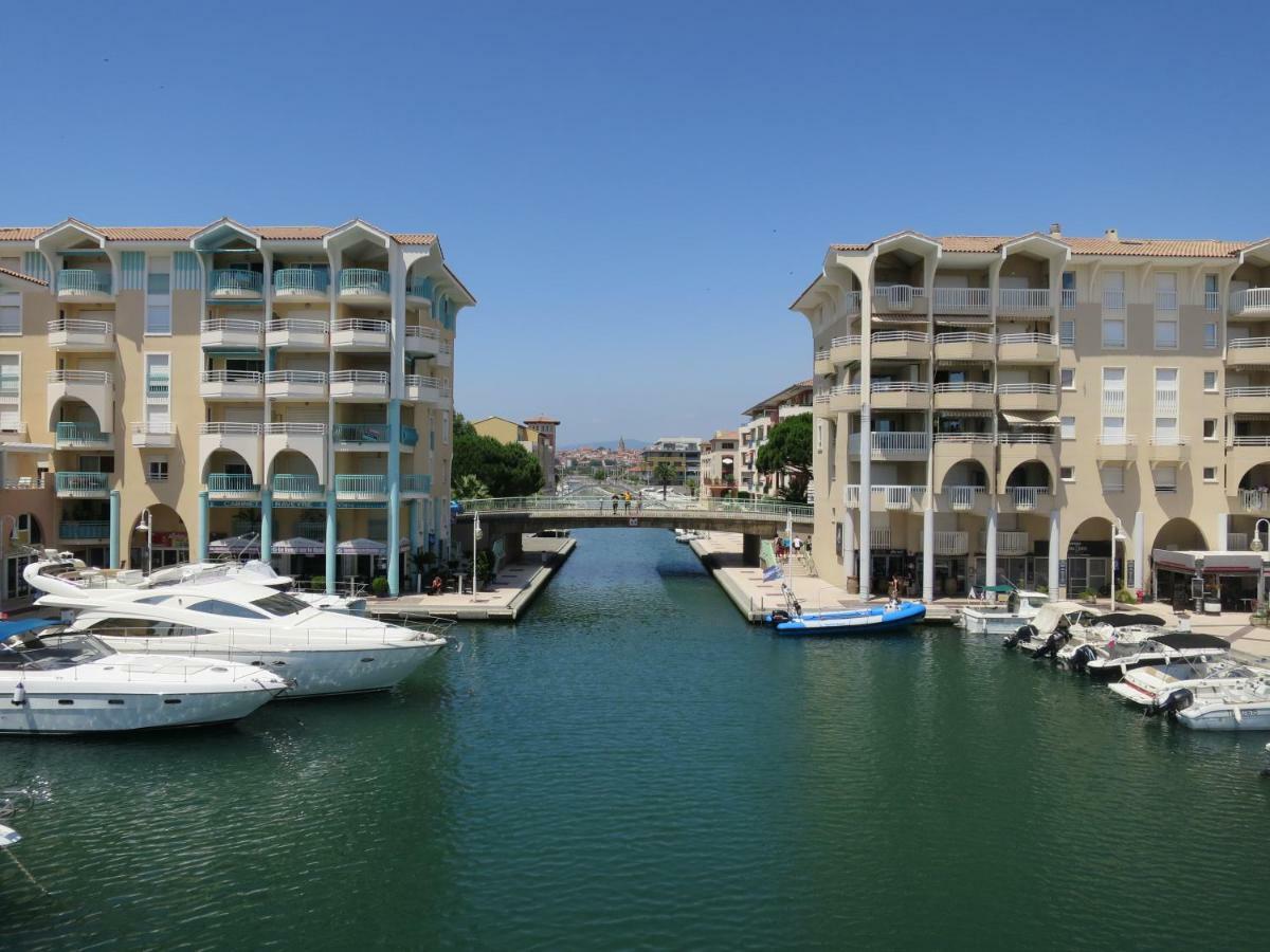 Appartement Port Frejus Avec Loggia Et Acces Plages A Pieds ภายนอก รูปภาพ